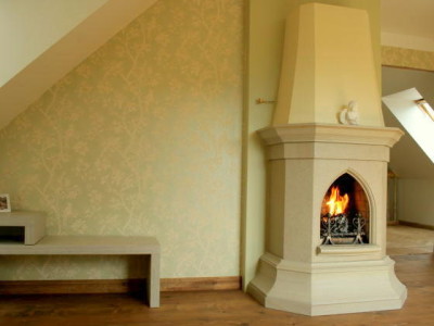 kamin, kaunis, antiikne, dolomiidist kamin, teisel korrusel.