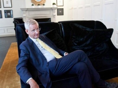 kamina ees, kamin, kaunis, antiikne, dolomiidist kamin