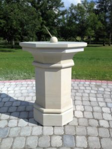 lillevaagen, päikesekell, dolomiit