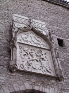 kamin, kamin dolomiidist, avatud kamin